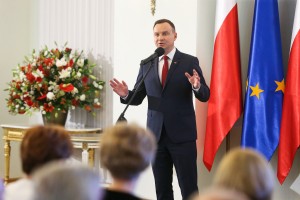 Prezydent przemawia.