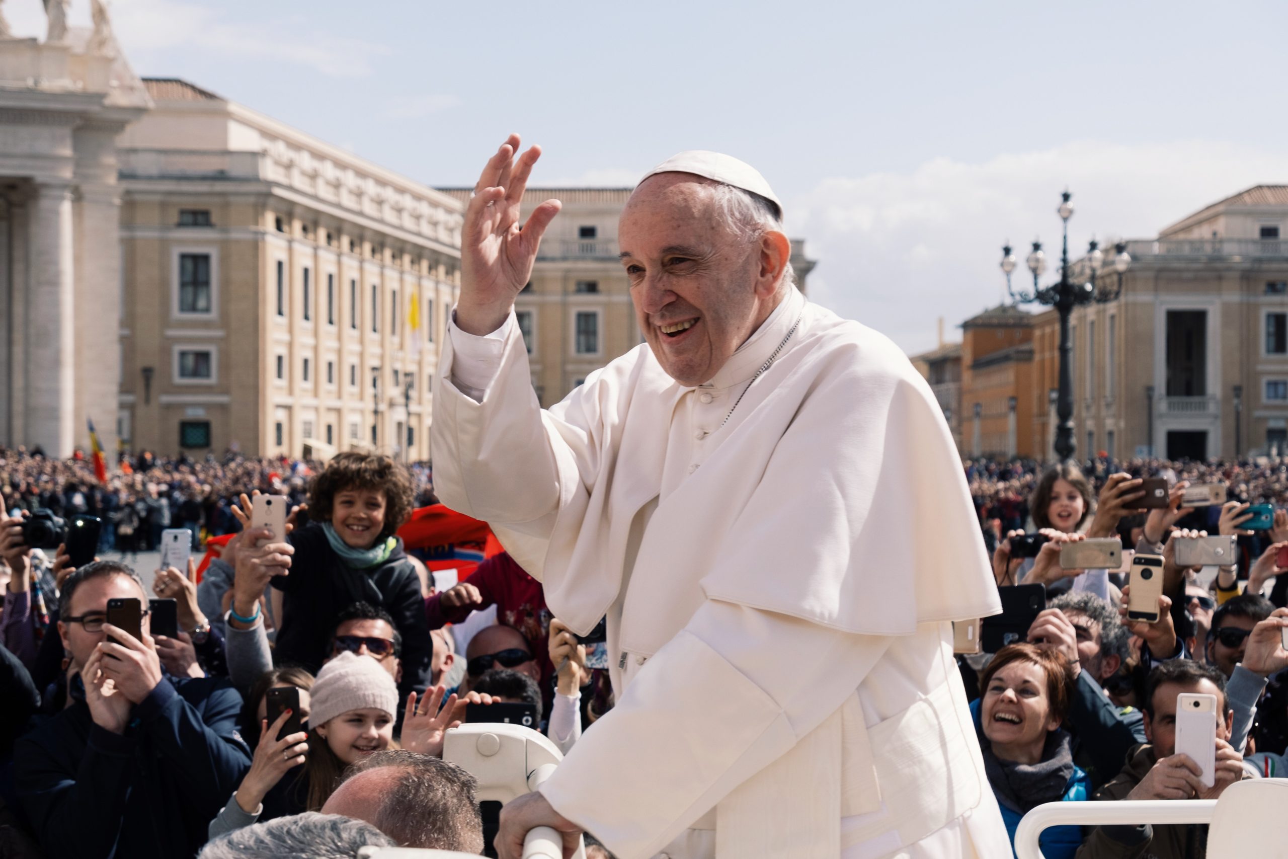 Papież Franciszek wśród wiernych