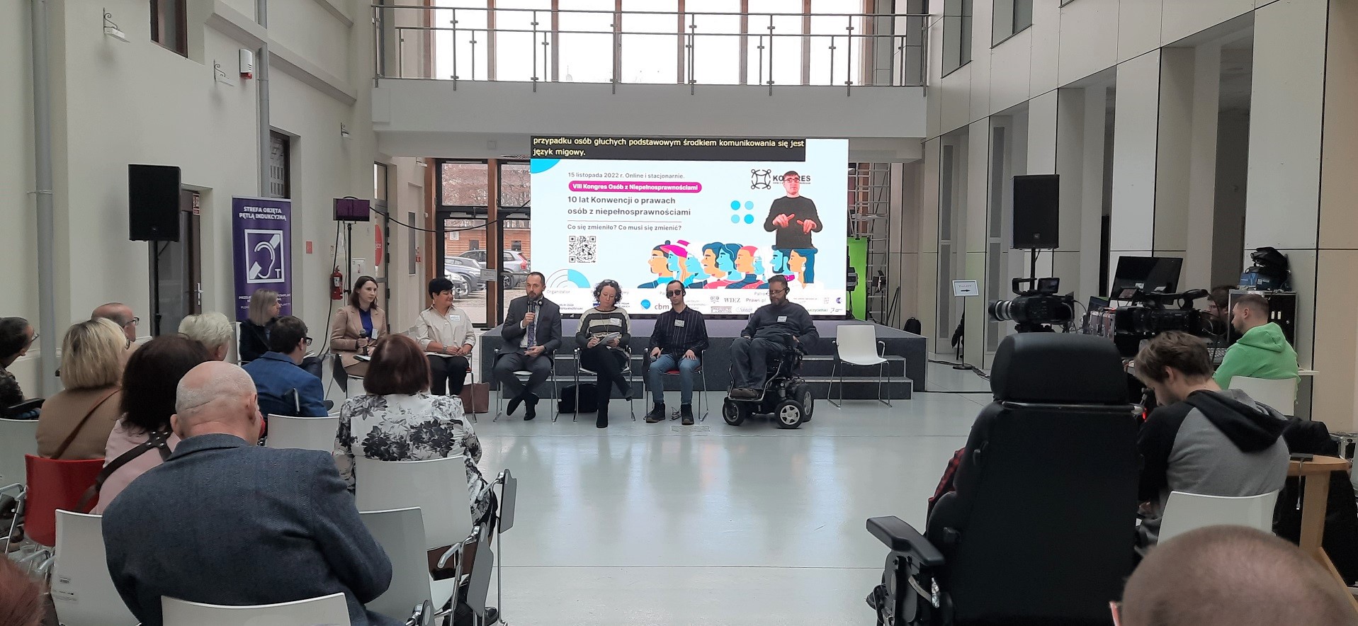 Uczestnicy drugiego panelu dyskusyjnego "konwencja w sytuacjach kryzysowych"