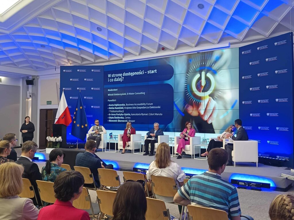 Dyskusja specjalistów prowadzona w trakcie konferencji.