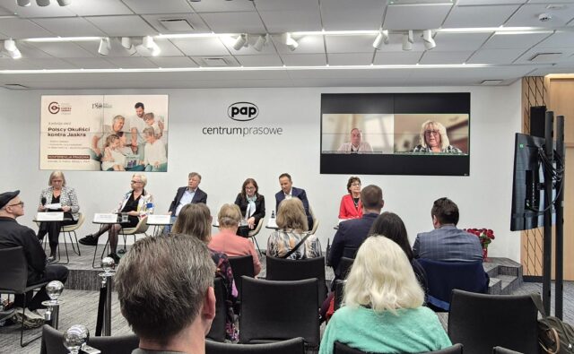 Uczestnicy konferencji "Polscy okuliści kontra jaskra".