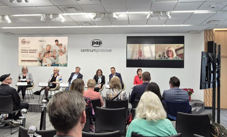 Uczestnicy konferencji "Polscy okuliści kontra jaskra".