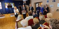 Słowo do pani Danuty Soczewka kieruje p. Elżbieta Jabłko, dyrektor NZOZ OMR PZN.